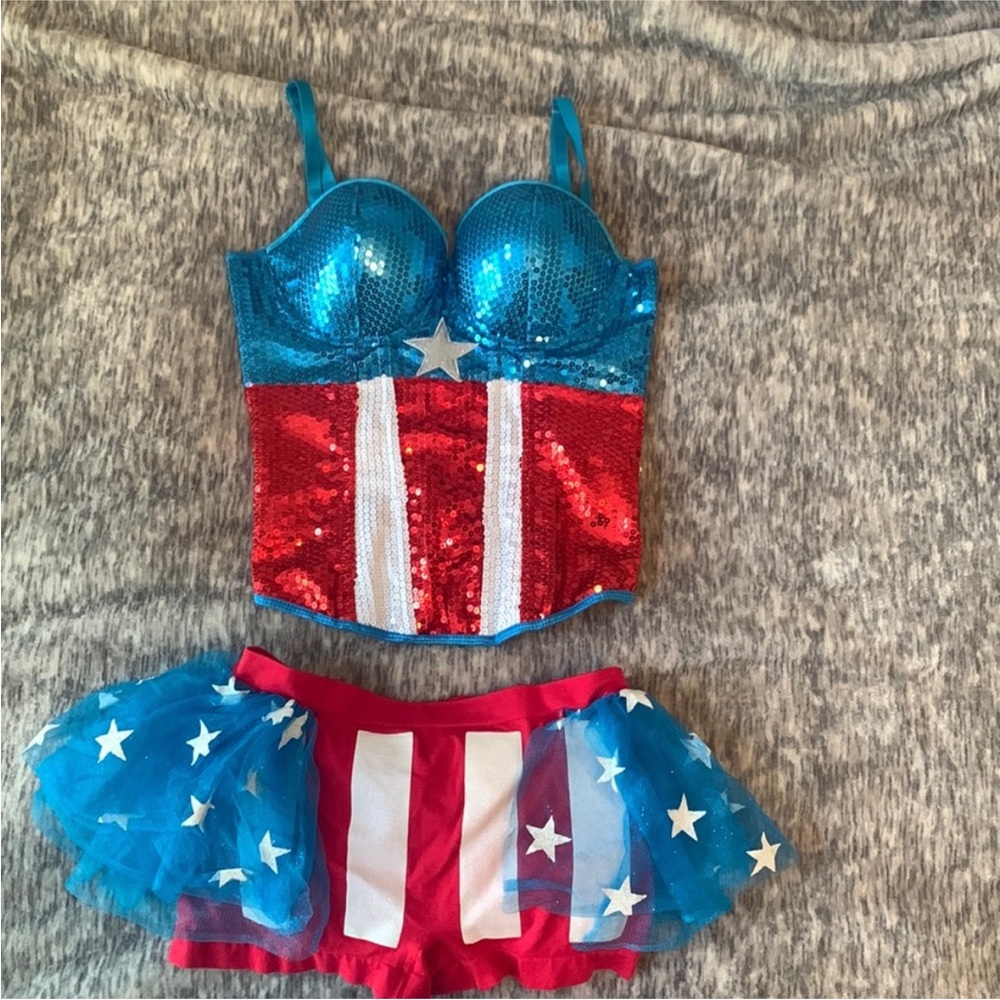 Women’s Captain America Costume